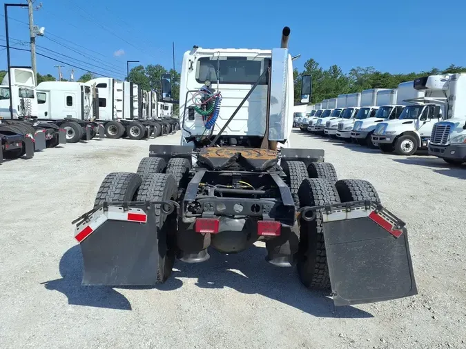 2020 NAVISTAR INTERNATIONAL LT625 DAYCAB T/A