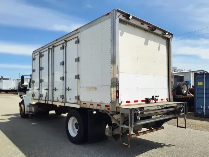 2019 FREIGHTLINER/MERCEDES M2 106