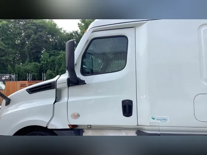 2021 Freightliner Cascadia