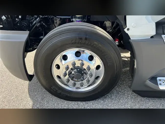 2021 INTERNATIONAL LT