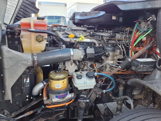 2017 FREIGHTLINER/MERCEDES CASCADIA 125