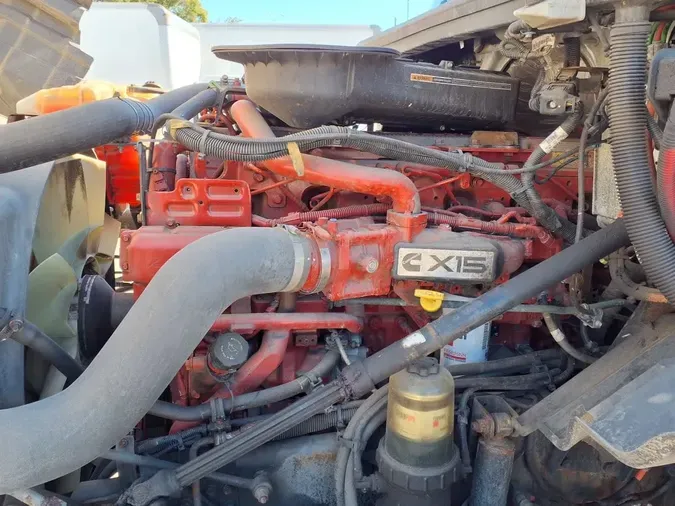 2021 NAVISTAR INTERNATIONAL LT625 DAYCAB S/A