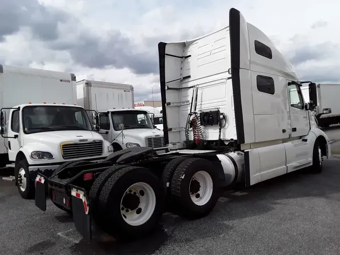 2019 VOLVO VNL64T-760