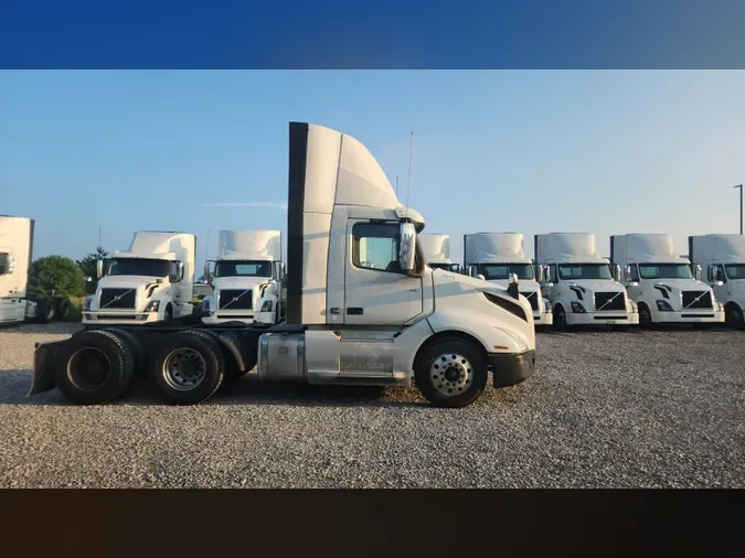 2019 Volvo VNL3005762fadc0d93fdfd7cf35cb0ce86f6b1