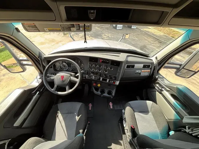 2022 Kenworth T680