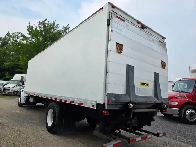 2019 FREIGHTLINER M2 106