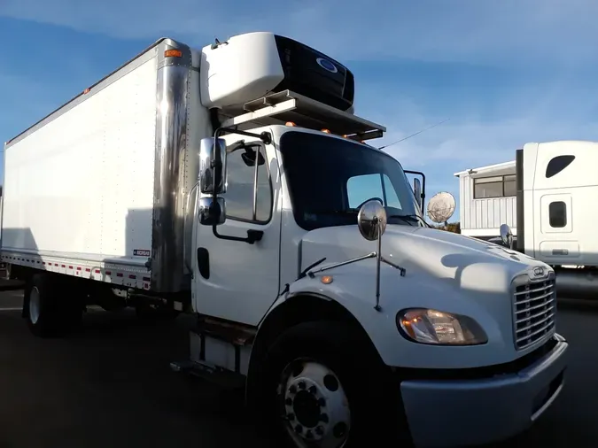 2018 FREIGHTLINER/MERCEDES M2 106