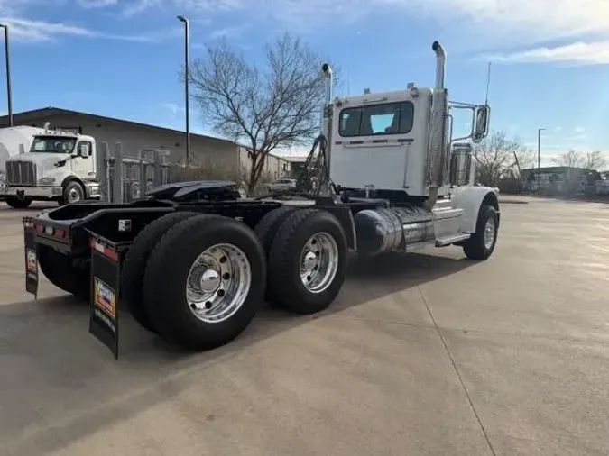 2020 Peterbilt 389576f28e241555e67422b9aa372f5b13a