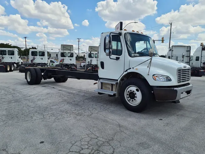 2019 FREIGHTLINER/MERCEDES M2 106