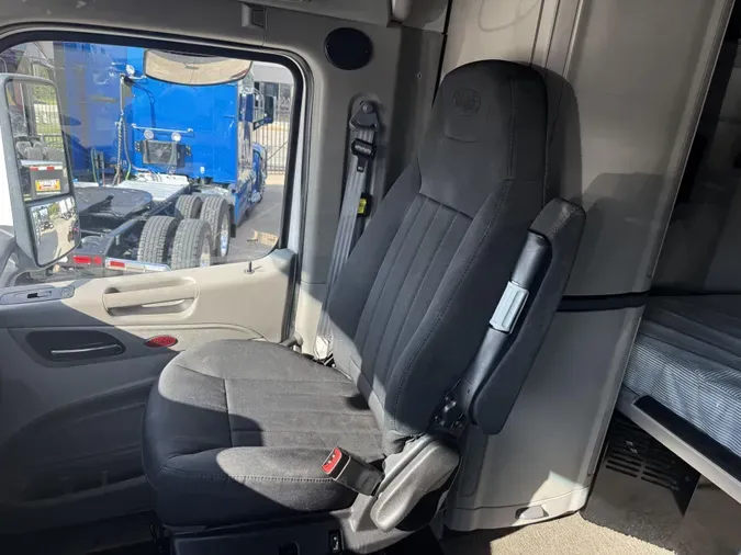 2022 Peterbilt 579