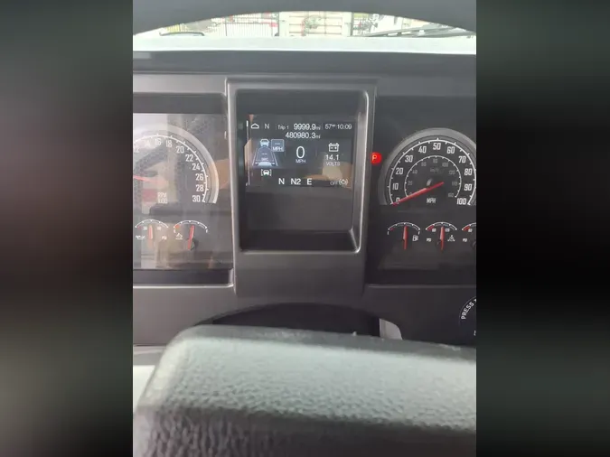 2020 MACK TRUCKS, INC. ANTHEM 64T