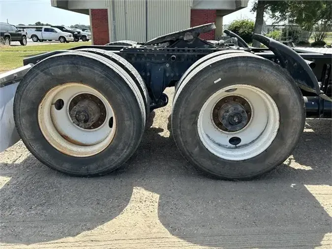 2020 FREIGHTLINER 114SD