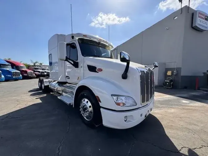 2022 Peterbilt 579