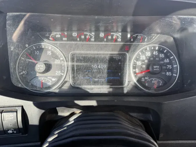 2020 International LT625