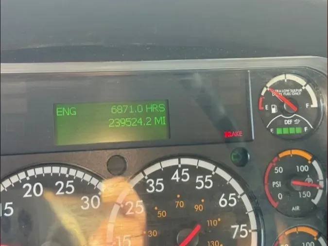 2018 FREIGHTLINER/MERCEDES M2 106