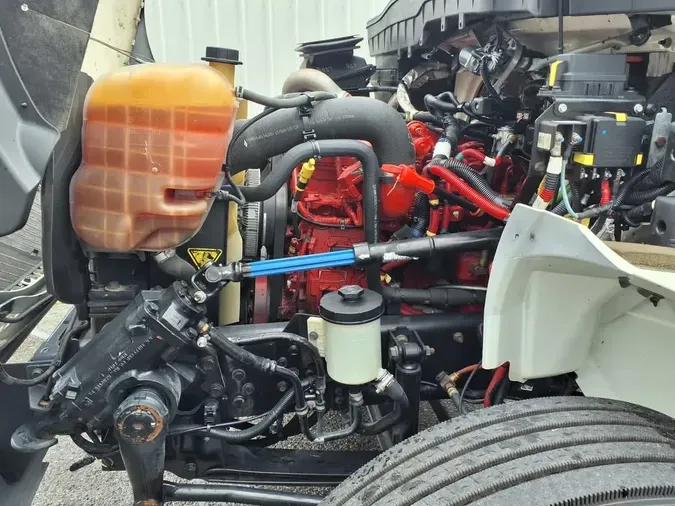 2018 NAVISTAR INTERNATIONAL 4300 LP
