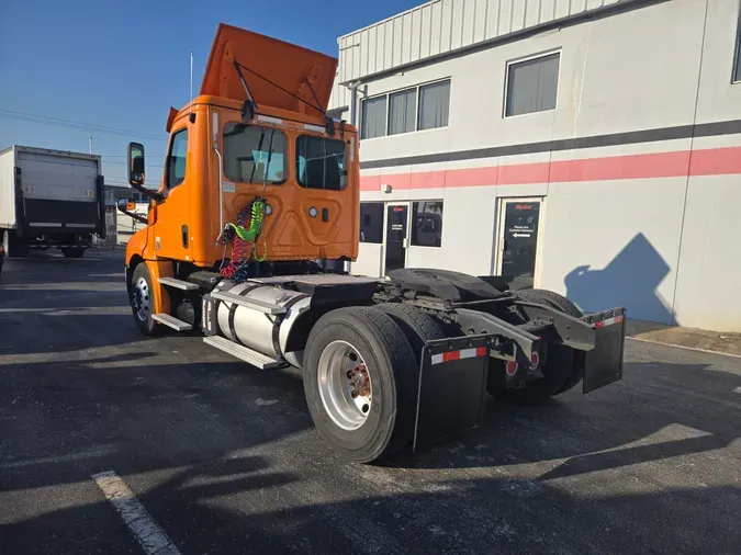 2019 FREIGHTLINER/MERCEDES NEW CASCADIA 126