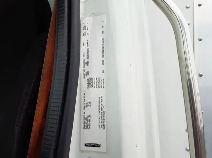 2017 FREIGHTLINER/MERCEDES M2 106