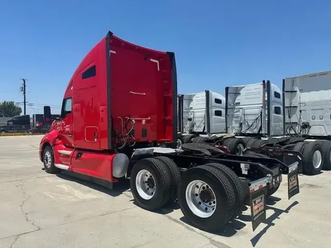 2021 Kenworth T680