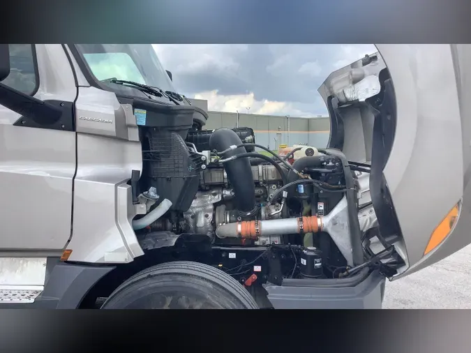 2020 Freightliner Cascadia