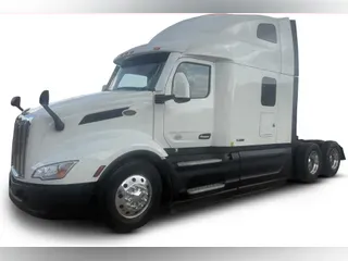 2022 Peterbilt 579