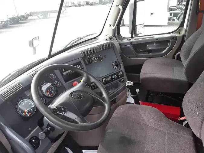 2019 FREIGHTLINER/MERCEDES CASCADIA 1255795c0c47663e4af9c4f332b3c1c11e5