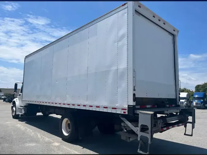 2018 FREIGHTLINER M2 106