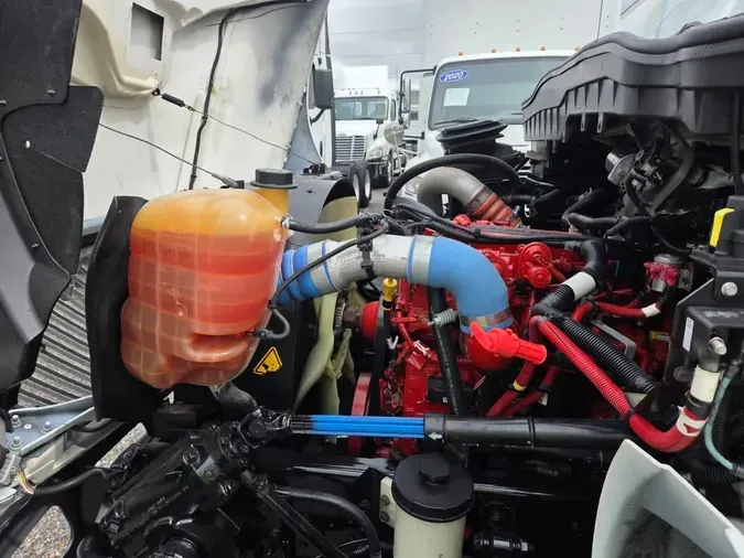 2020 NAVISTAR INTERNATIONAL MV607 (4X2)
