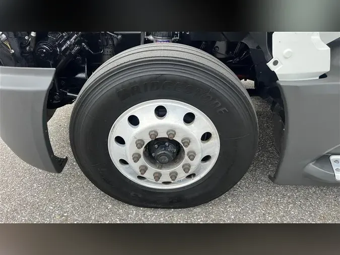 2022 INTERNATIONAL LT