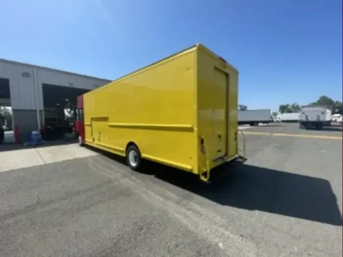 2017 FRTLR CUSTOM CHASSIS CORP MT55