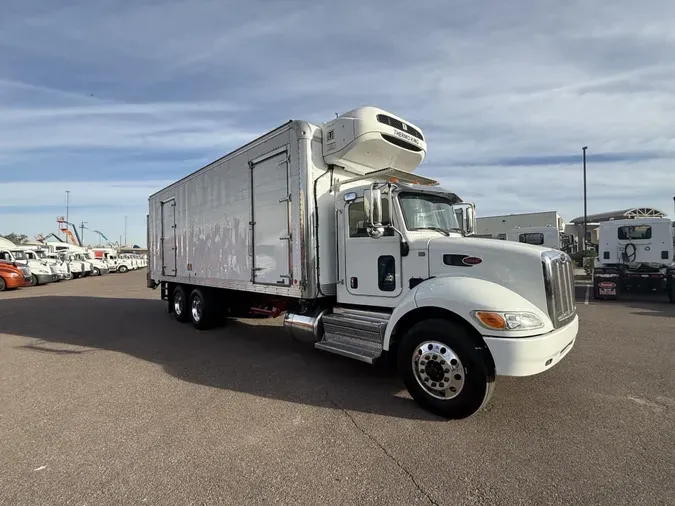 2019 Peterbilt 348