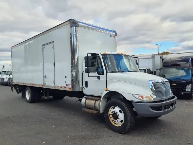 2019 NAVISTAR INTERNATIONAL 4300
