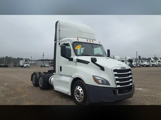 2019 FREIGHTLINER/MERCEDES NEW CASCADIA PX12664