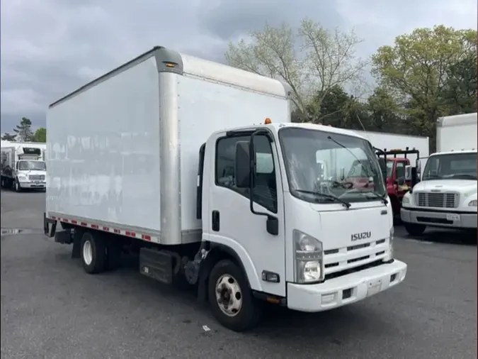2018 ISUZU NPR HD