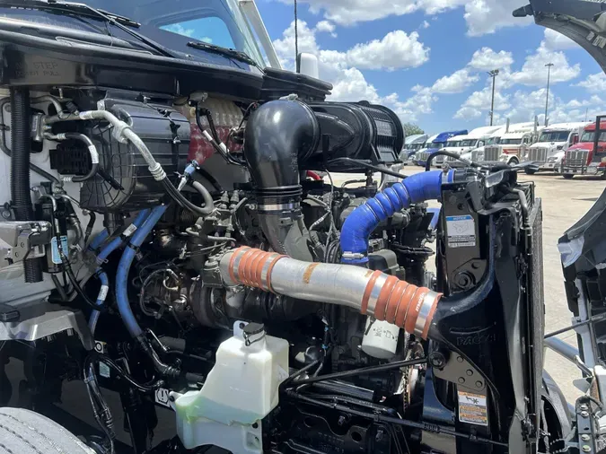 2023 Kenworth T680