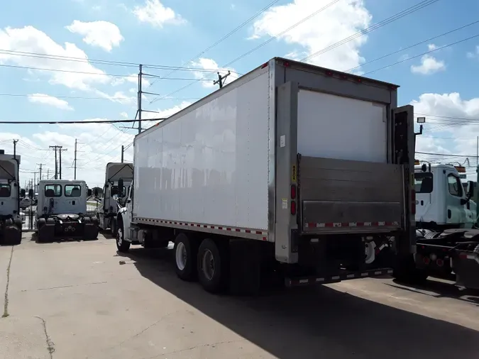 2018 FREIGHTLINER/MERCEDES M2 106