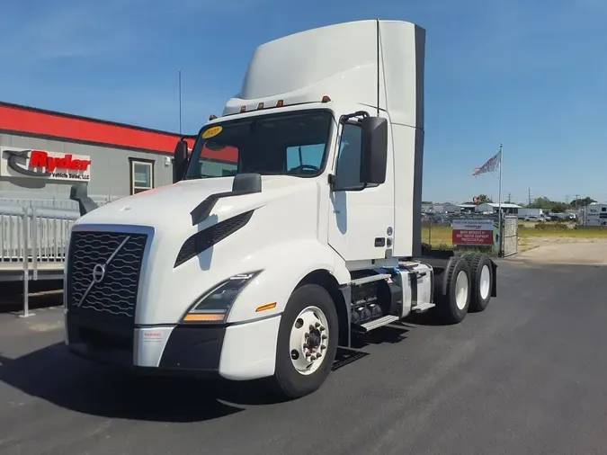 2020 VOLVO VNL64T-30057b9da25e2317140528614fd77babc85