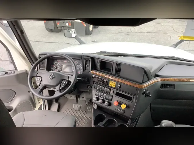 2020 International LT57bbd85c58737f8de6c7ad878f0cae84