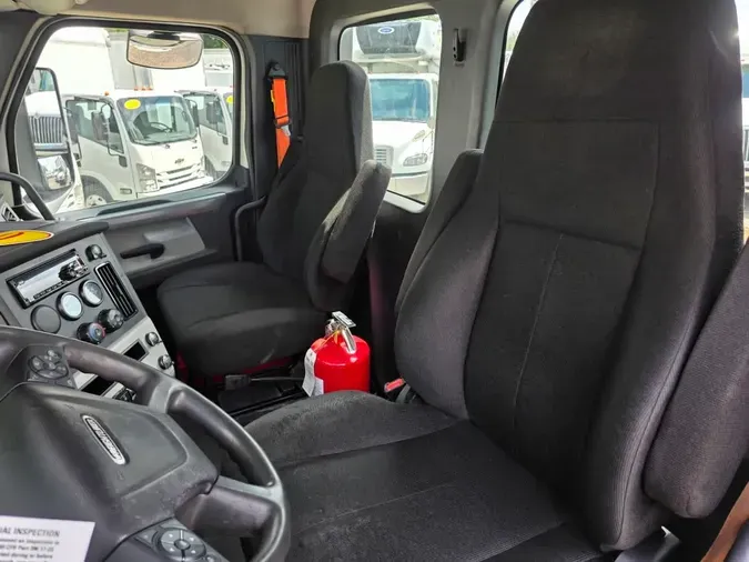 2019 FREIGHTLINER NEW CASCADIA PX12664