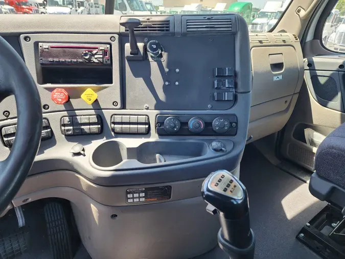 2018 FREIGHTLINER/MERCEDES CASCADIA 113