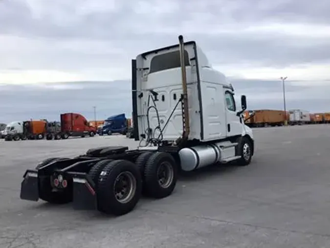 2020 Freightliner Cascadia