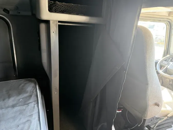 2023 Peterbilt 38957bfaa8fec3b1395427b865d57a13f8e