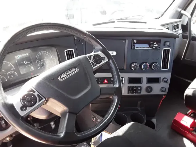 2019 FREIGHTLINER NEW CASCADIA PX12664