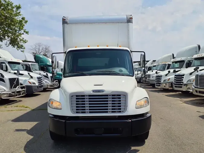 2018 FREIGHTLINER M2 106