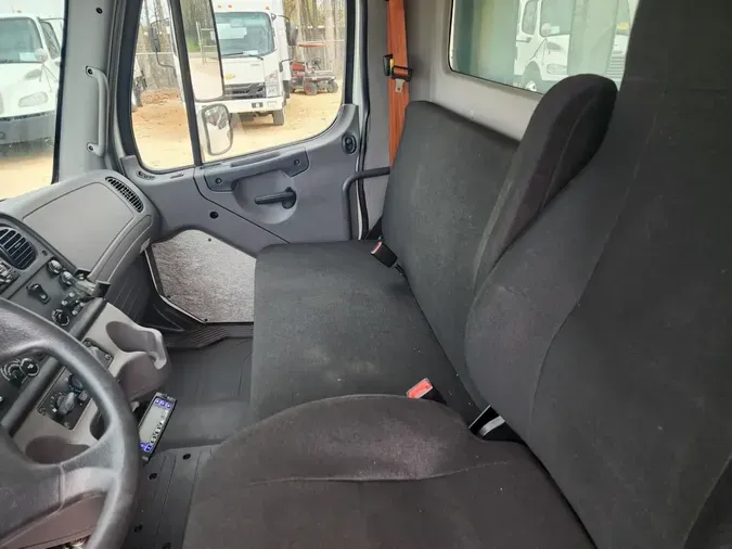 2018 FREIGHTLINER/MERCEDES M2 10657c572d1f434a1c389f566b81fa6720c