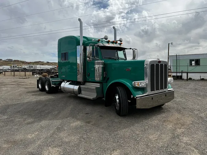 2019 PETERBILT 389