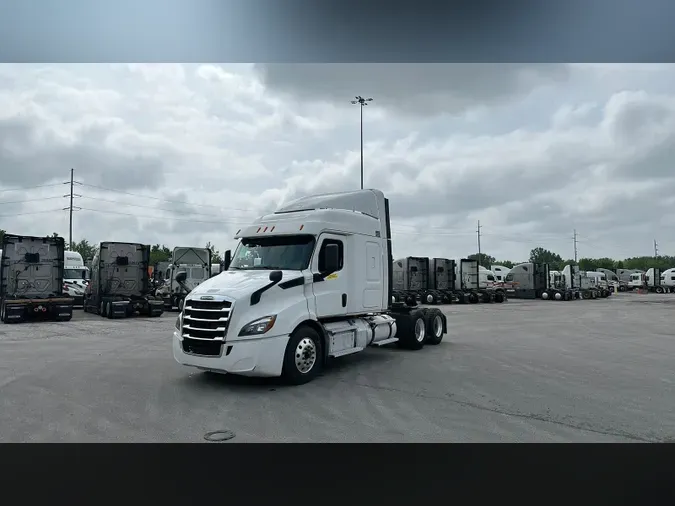 2020 Freightliner Cascadia