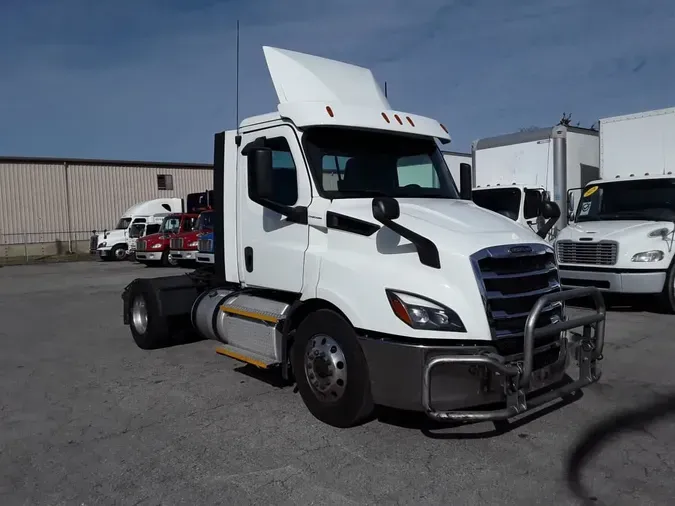 2020 FREIGHTLINER/MERCEDES NEW CASCADIA 116