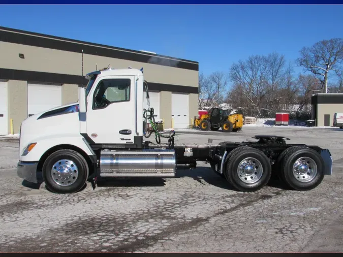 2026 Kenworth T680 Short Hood57d294ff313b143a4b88806251d468c6