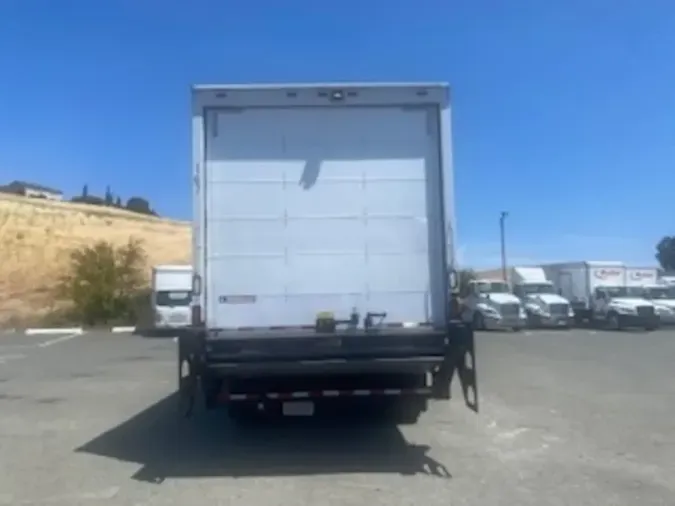 2016 FREIGHTLINER/MERCEDES M2 106